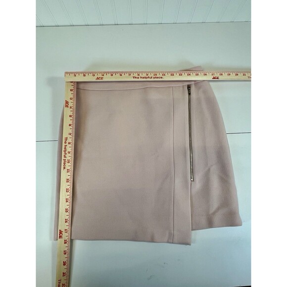 White House/Black Market Pink Above Knee Skirt.Asymmetrical Zipper Front  Size 6 - Picture 8 of 10